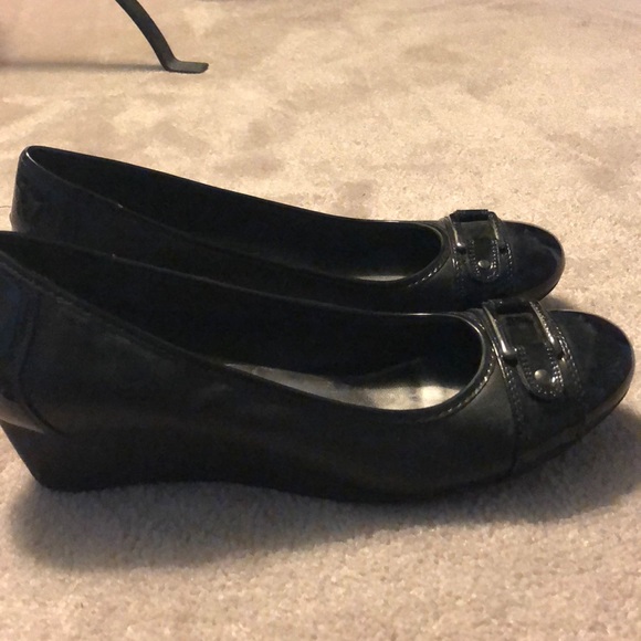 Black Anne Klein Sport pump - Picture 2 of 2